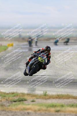 media/May-04-2025-CRA (Sun) [[aa98c8d4fa]]/Races/Race 10/